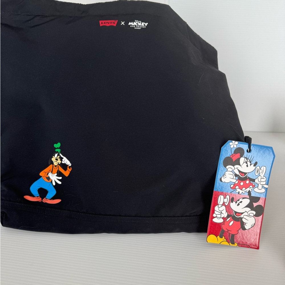 NEW UNISEX LEVI’S X MICKEY MOUSE & FRIENDS DISNEY REVERSIBLE CROSSBODY BAG - Picture 2 of 4
